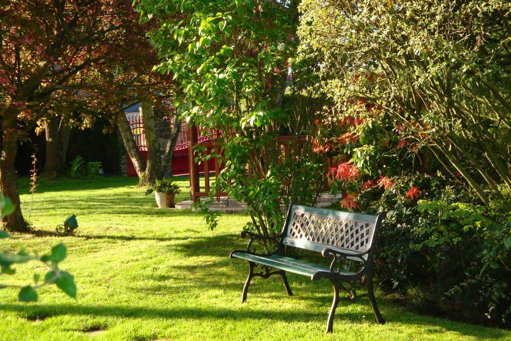 Bed and Breakfast Au Jardin D'Eloïse à Tremereuc Extérieur photo